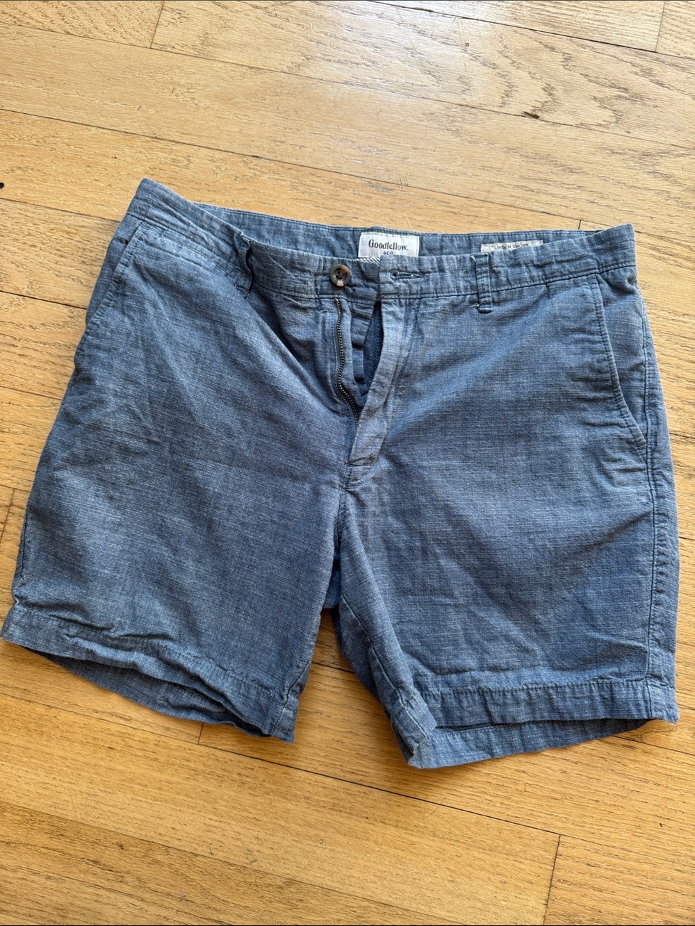 Goodfellow & Co Blue Men's Casual Flat-Front Shorts, size 32